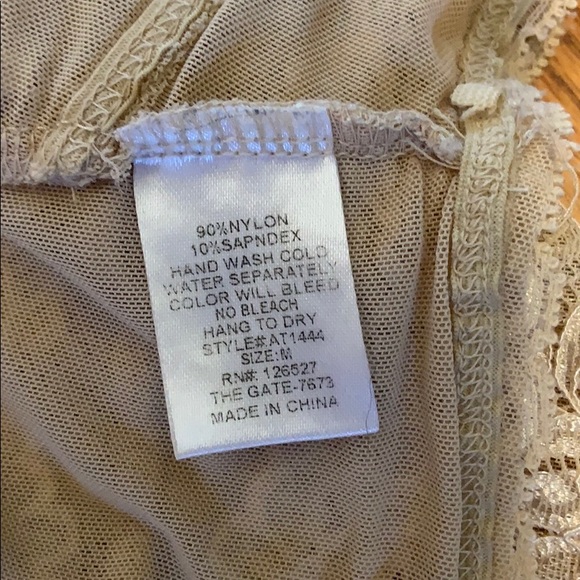 Fab’rik lace bralette ☀️ - Picture 4 of 4